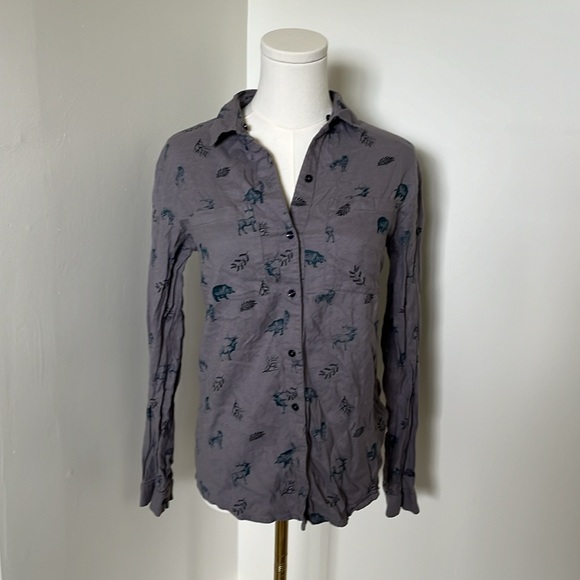 Long Sleeve Button-Up Shirt Top With Detachable Hood - Picture 5 of 5